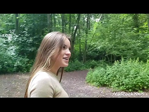 ❤️ Navrhl jsem Evelíně, abychom si to rozdali na veřejném místě! Řekla ano. Pak jsem ji ošukal do zadku a udělal se jí do pusy. Pak se vyčůrala. ❤️❌ Anal porno u nás ️❤