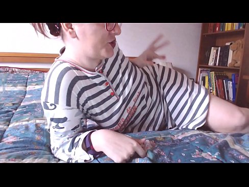 ❤️ Vezmi si to velké černé péro do pusy, malá otrokyně ❤️❌ Anal porno u nás ️❤