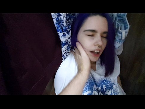 ❤️ Našel jsem svou sestru ve skříni a pomohl jí udělat se ❤️❌ Anal porno u nás ️❤